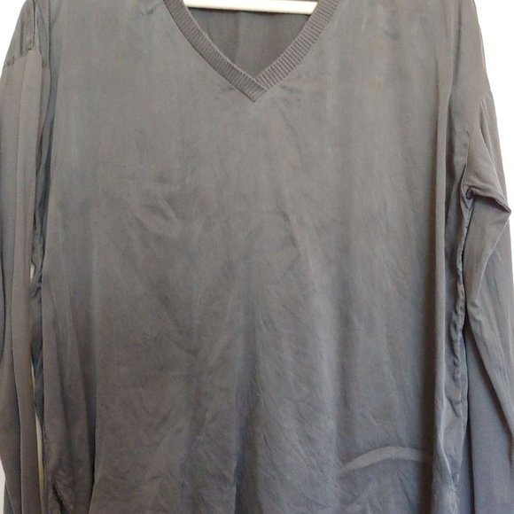 Go Silk 100% gray black silk long sleeve raw hem v-neck tunic medium - Picture 3 of 11